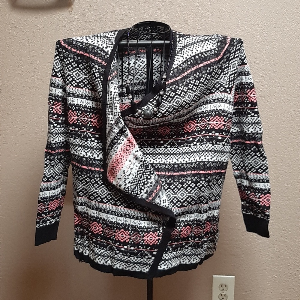 Torrid XL/OO Plus Sized Sweater